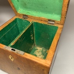 Träbox med lås och lönnfack tidigt 1900-tal Retrolux antik