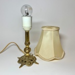 Bordslampa i mässing med textilskärm Retrolux antik