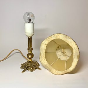 Bordslampa i mässing med textilskärm Retrolux antik