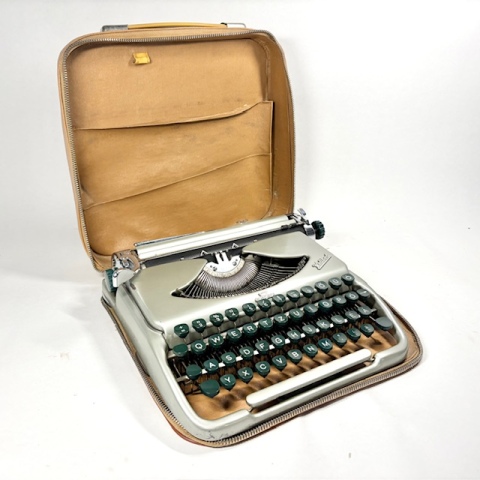 Kolibri reseskrivmaskin 1950-tal Retrolux antik